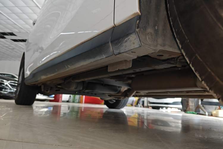 Used SAIC MAXUS G50 2023 PLUS 1.5T Automatic Cruise Version Right Side Sill
