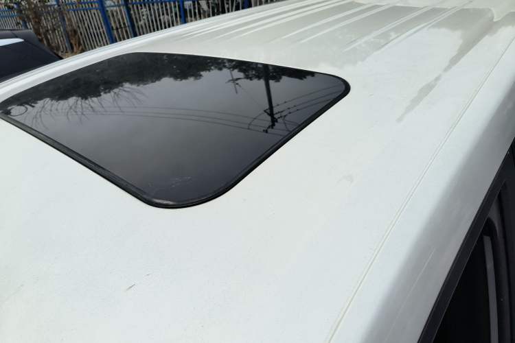 Used SAIC MAXUS G50 2023 PLUS 1.5T Happiness-Recommended Automatic Start Edition Roof