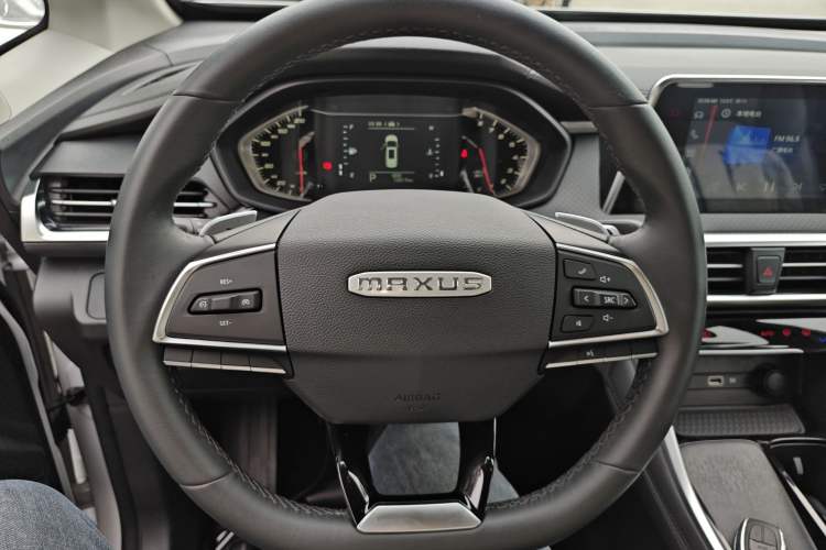 Used SAIC MAXUS G50 2023 PLUS 1.5T Happiness-Recommended Automatic Start Edition Steering Wheel