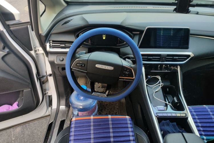 Used SAIC MAXUS G50 2023 PLUS 1.5T Happiness-Recommended Automatic Start Edition Steering Wheel