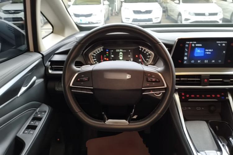 Used SAIC MAXUS G50 2023 PLUS 1.5T Happiness-Recommended Automatic Start Edition Steering Wheel