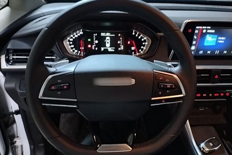 Used SAIC MAXUS G50 2023 PLUS 1.5T Happiness-Recommended Automatic Start Edition Steering Wheel