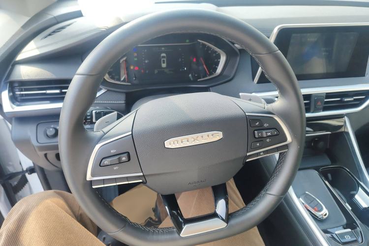 Used SAIC MAXUS G50 2023 PLUS 1.5T Happiness-Recommended Automatic Start Edition Steering Wheel