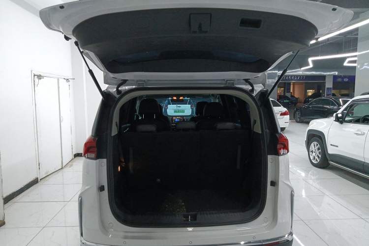 Used SAIC MAXUS G50 2023 PLUS 1.5T Happiness-Recommended Automatic Start Edition Trunk