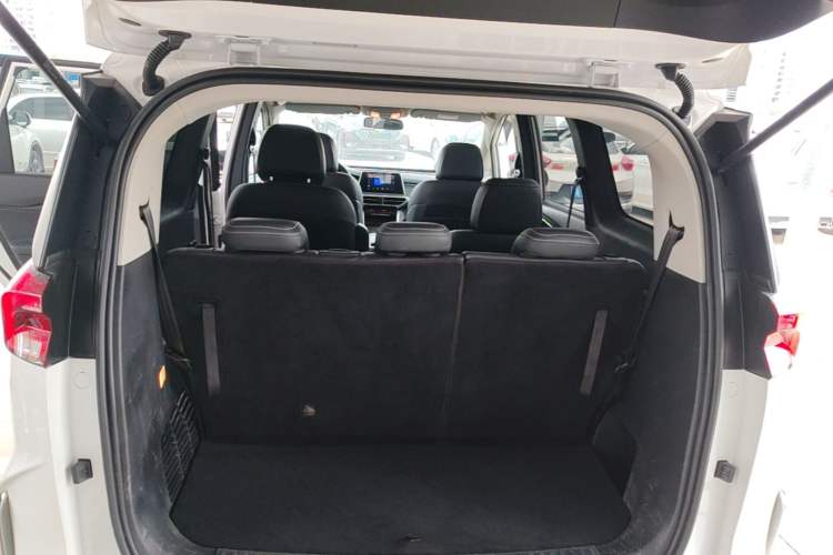 Used SAIC MAXUS G50 2023 PLUS 1.5T Happiness-Recommended Automatic Start Edition Trunk