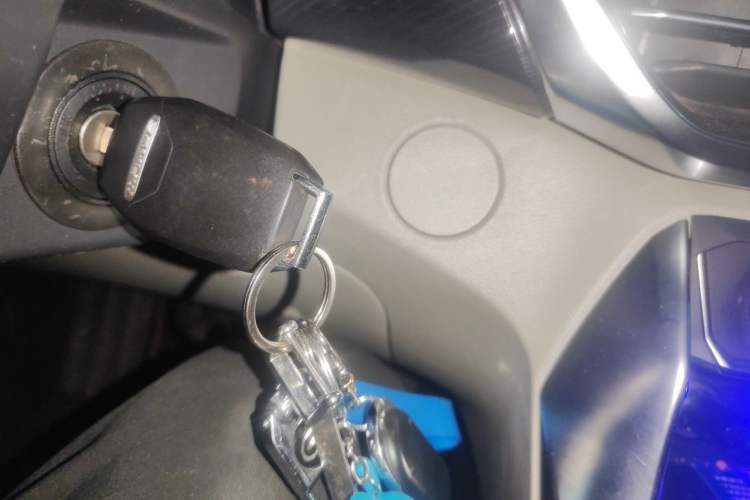 Used SAIC MAXUS G50 2023 1.5T Manual Comfort A Vehicle Key