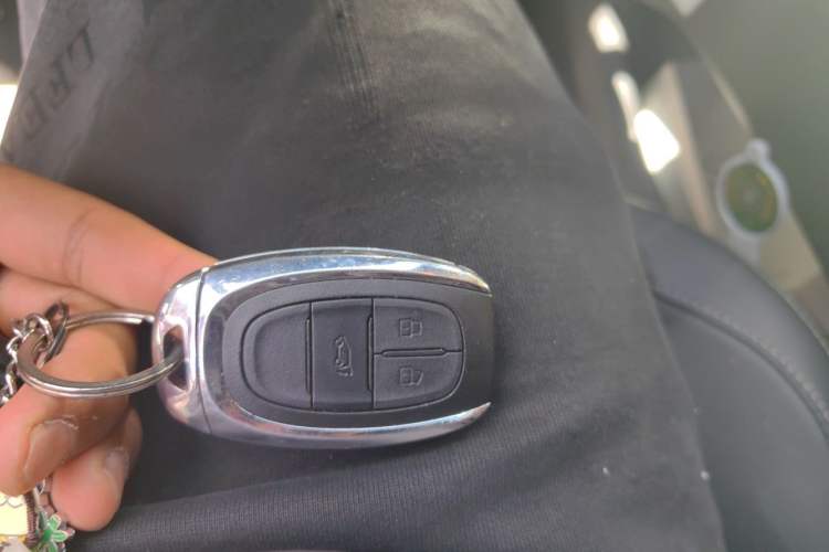 Used SAIC MAXUS G50 2023 PLUS 1.5T Happiness-Recommended Automatic Start Edition Vehicle Key