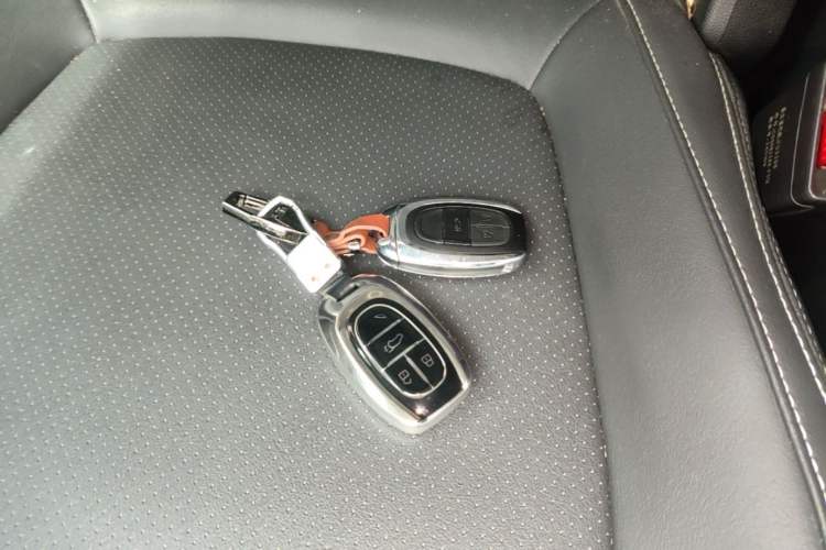 Used SAIC MAXUS G50 2023 PLUS 1.5T Happiness-Recommended Automatic Start Edition Vehicle Key