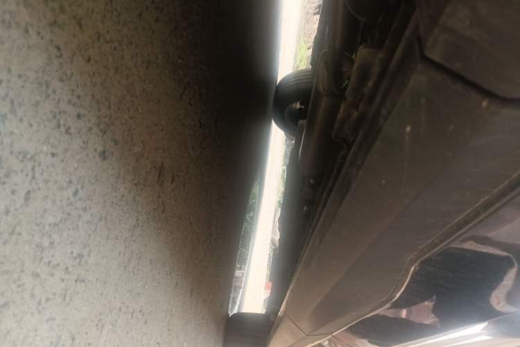 Used SAIC MAXUS G50 2024 1.5T Manual Comfort A Trim Chassis Rear Right