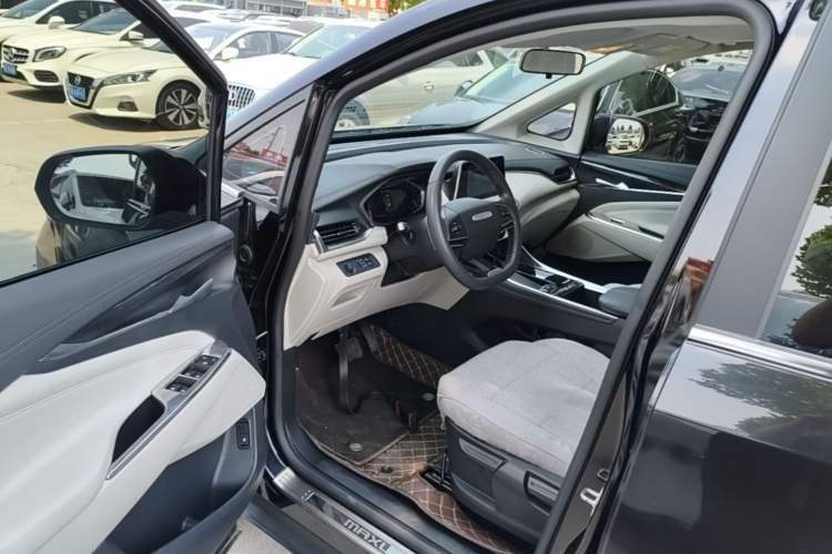 Used SAIC MAXUS G50 2024 PLUS 1.5T Happiness-Recommended Automatic Glory Edition Driver Seat