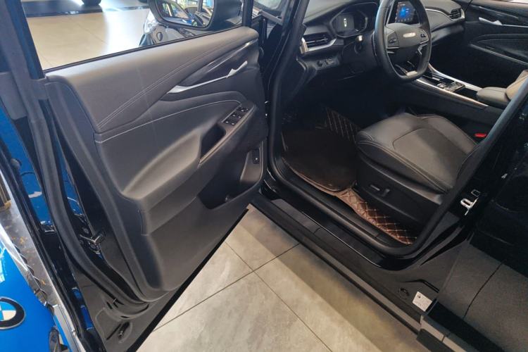 Used SAIC MAXUS G50 2024 Facelift PLUS 1.5T Happiness-Recommended Automatic Start-Up Version Driver Seat