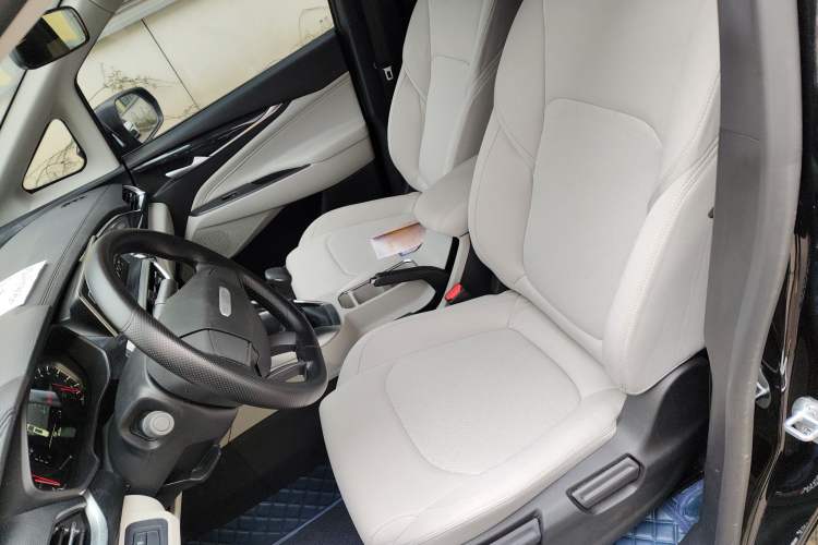 Used SAIC MAXUS G50 2024 1.5T Manual Comfort A Trim Left Front Seat