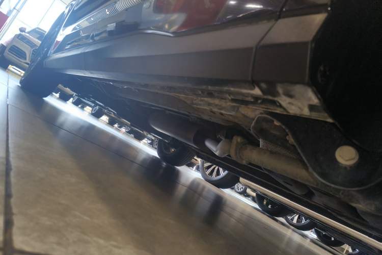 Used SAIC MAXUS G50 2024 Facelift PLUS 1.5T Happiness-Recommended Automatic Start-Up Version Left Side Sill
