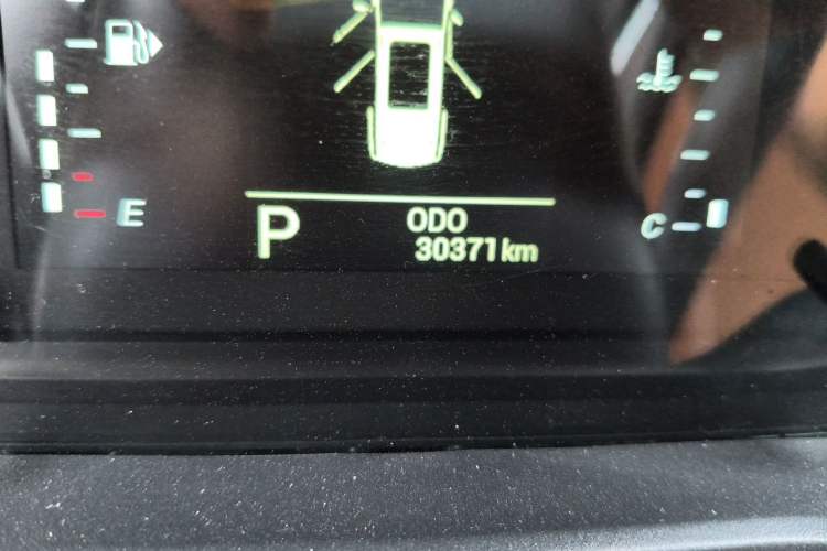 Used SAIC MAXUS G50 2024 PLUS 1.5T Happiness-Recommended Automatic Start-Up Edition Odometer Close Up