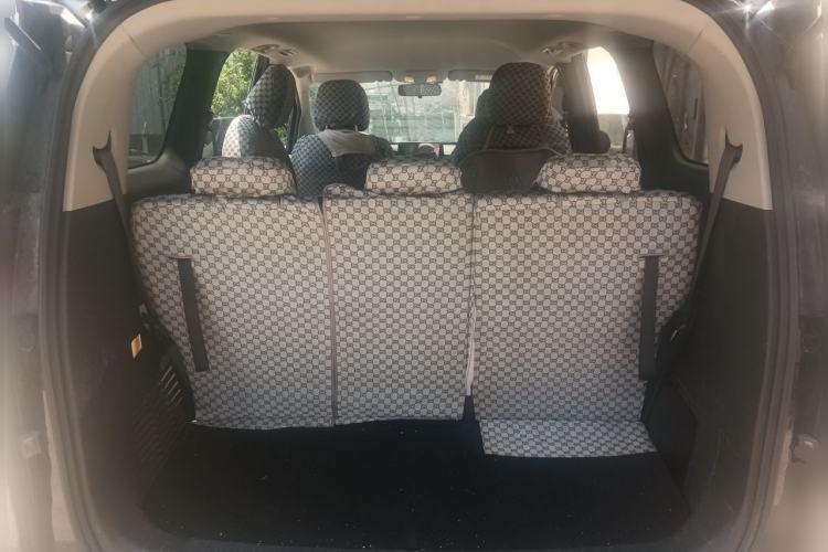 Used SAIC MAXUS G50 2024 1.5T Manual Comfort A Trim Trunk