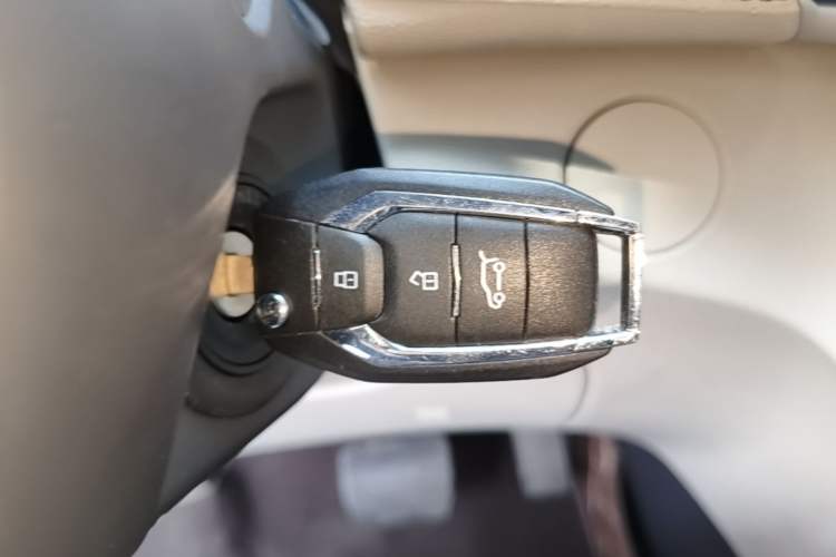 Used SAIC MAXUS G50 2024 PLUS 1.5T Happiness-Recommended Automatic Glory Edition Vehicle Key