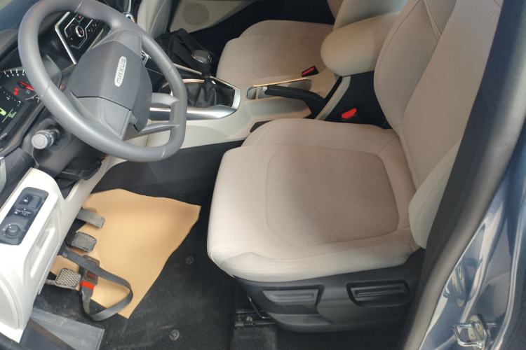 Used SAIC MAXUS G50 2024 1.5T Manual Comfort A Trim Left Front Seat