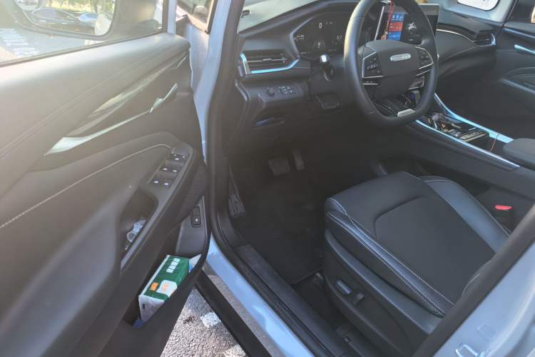 Used SAIC MAXUS G50 2024 PLUS 1.5T Happiness-Recommended Automatic Cruise Version Driver Seat