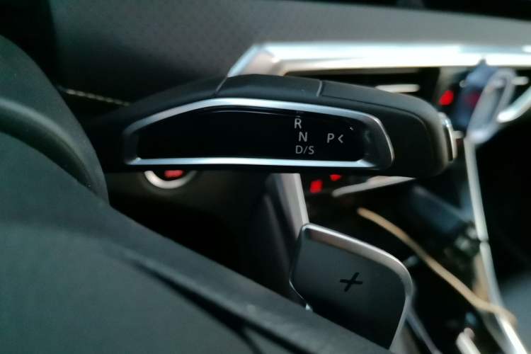 Used SAIC MAXUS G50 2024 PLUS 1.5T Happiness-Recommended Automatic Cruise Version Gear Lever
