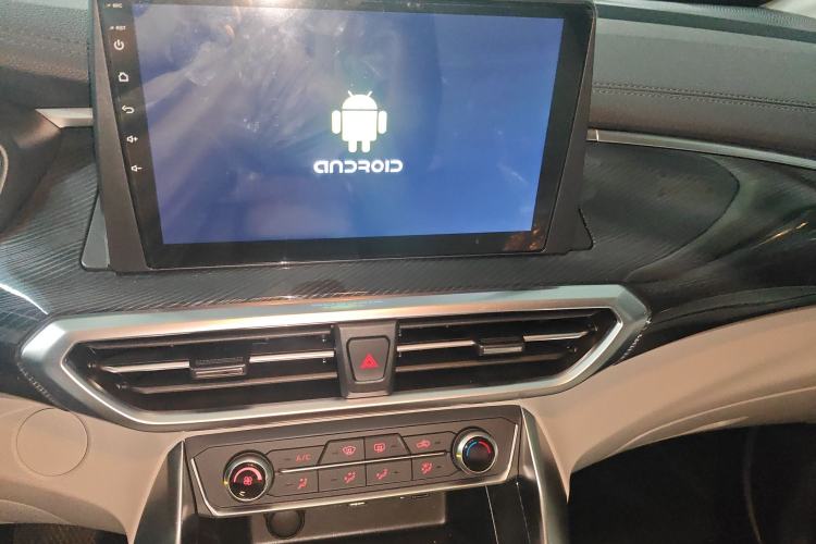 Used SAIC MAXUS G50 2024 PLUS 1.5T Happiness-Recommended Automatic Glory Edition Audio And AC Panel
