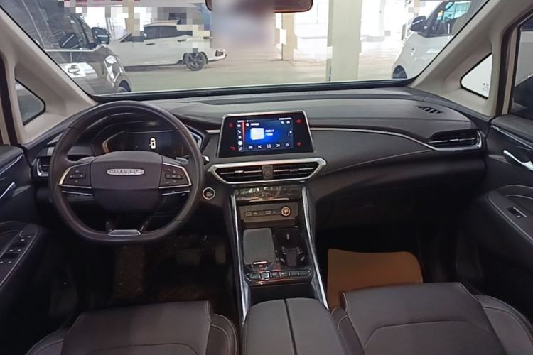 Used SAIC MAXUS G50 2024 PLUS 1.5T Happiness-Recommended Automatic Start-Up Edition Center Console