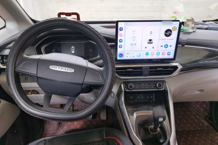 Used SAIC MAXUS G50 2024 1.5T Manual Comfort A Trim Center Console