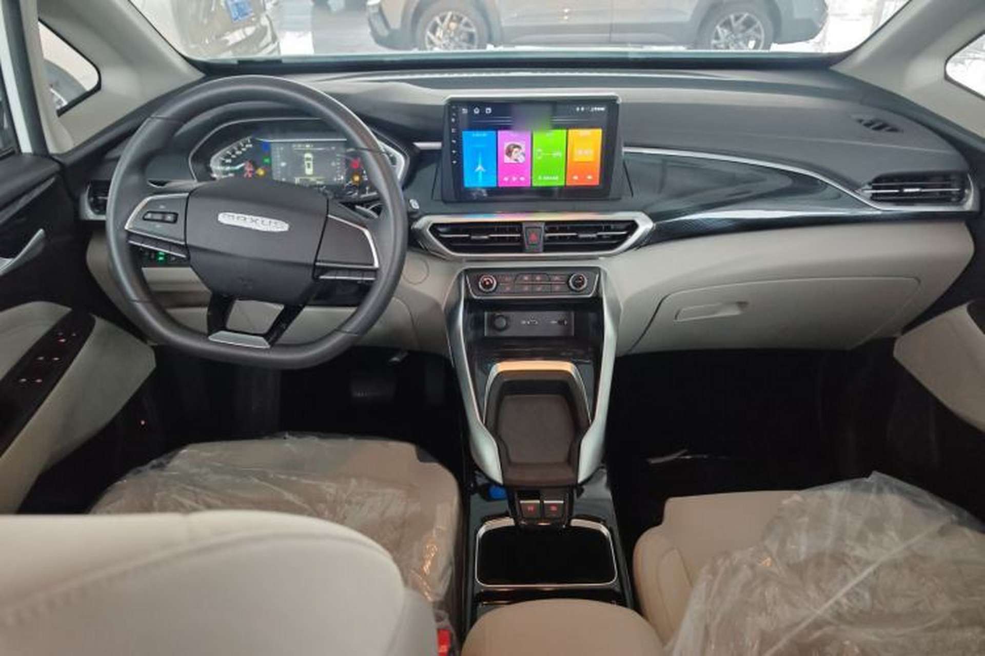 Used SAIC MAXUS G50 2024 PLUS 1.5T Happiness-Recommended Automatic Glory Edition Center Console