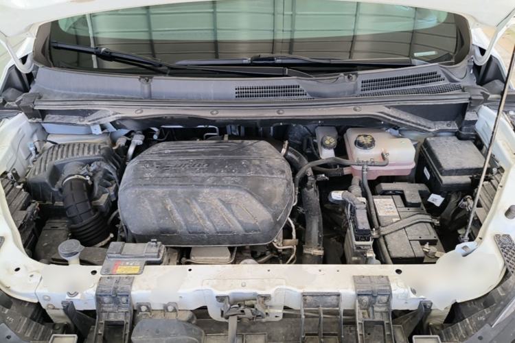 Used SAIC MAXUS G50 2024 1.5T Manual Comfort A Trim Engine Bay