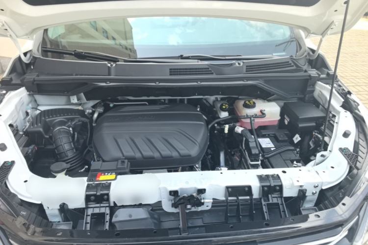 Used SAIC MAXUS G50 2024 PLUS 1.5T Happiness-Recommended Automatic Glory Edition Engine Bay