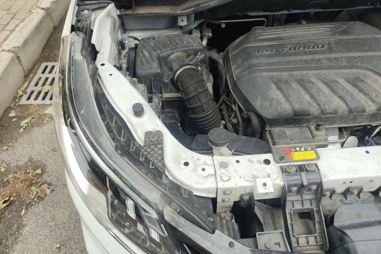 Used SAIC MAXUS G50 2024 1.5T Manual Comfort A Trim Engine Bay Right