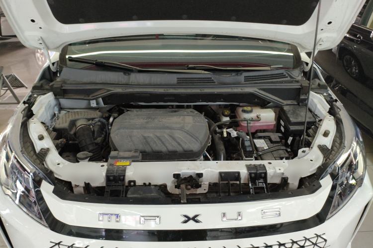 Used SAIC MAXUS G50 2024 1.5T Dragon Soars Everywhere Edition Engine Bay