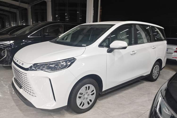 Used SAIC MAXUS G50 2024 PLUS 1.5T Happiness-Recommended Automatic Glory Edition Exterior 3