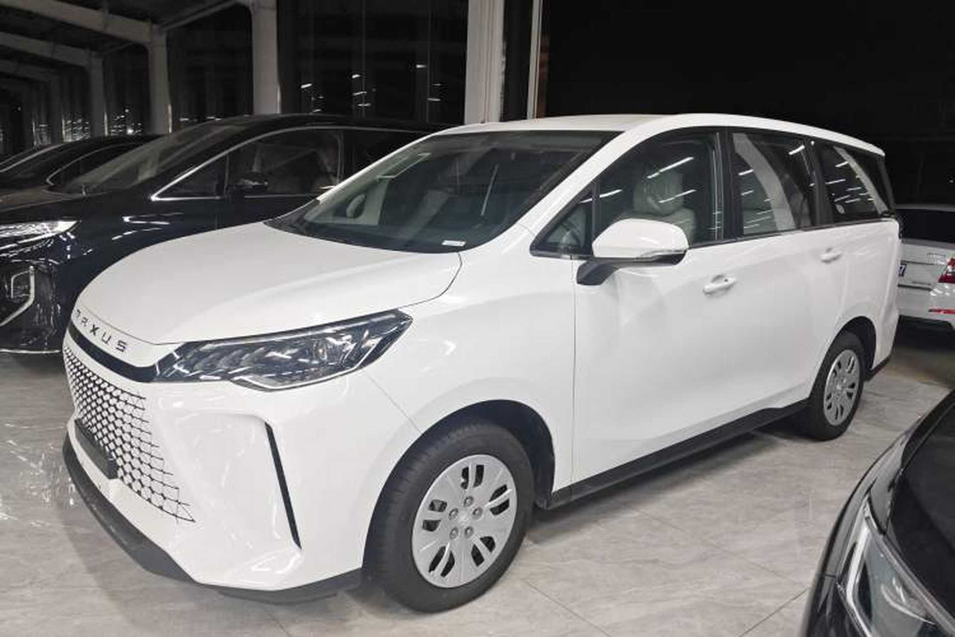Used SAIC MAXUS G50 2024 PLUS 1.5T Happiness-Recommended Automatic Glory Edition Exterior 3