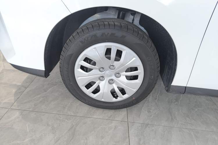Used SAIC MAXUS G50 2024 PLUS 1.5T Happiness-Recommended Automatic Glory Edition Exterior 7