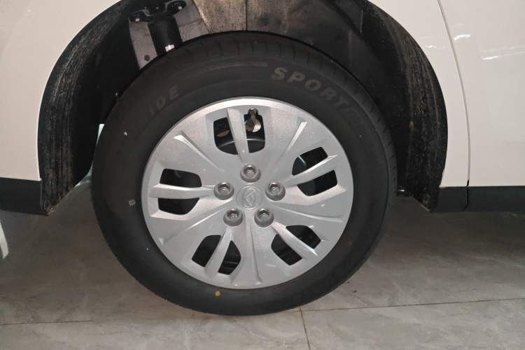 Used SAIC MAXUS G50 2024 PLUS 1.5T Happiness-Recommended Automatic Glory Edition Exterior 8