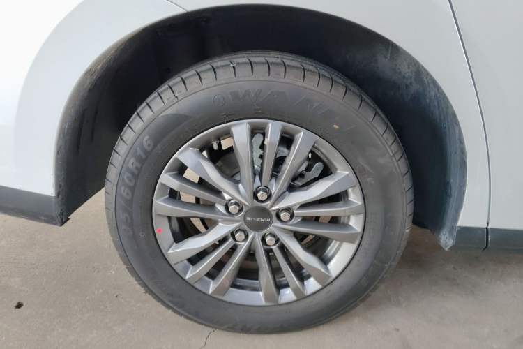 Used SAIC MAXUS G50 2024 PLUS 1.5T Happiness-Recommended Automatic Start-Up Edition Exterior 8