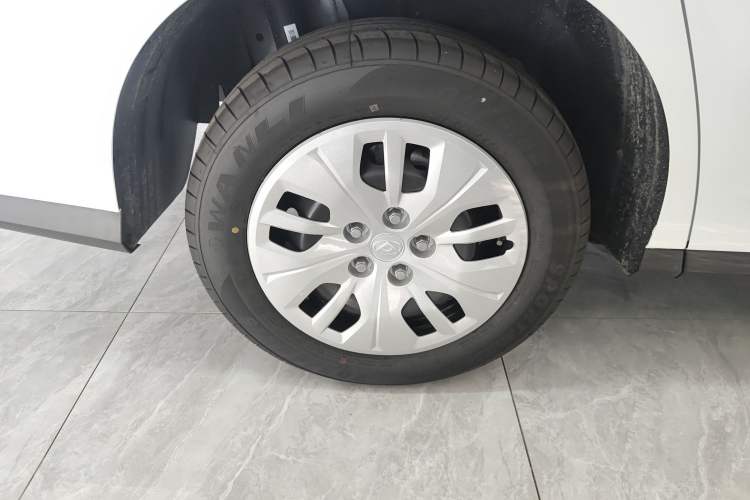 Used SAIC MAXUS G50 2024 PLUS 1.5T Happiness-Recommended Automatic Glory Edition Exterior 8