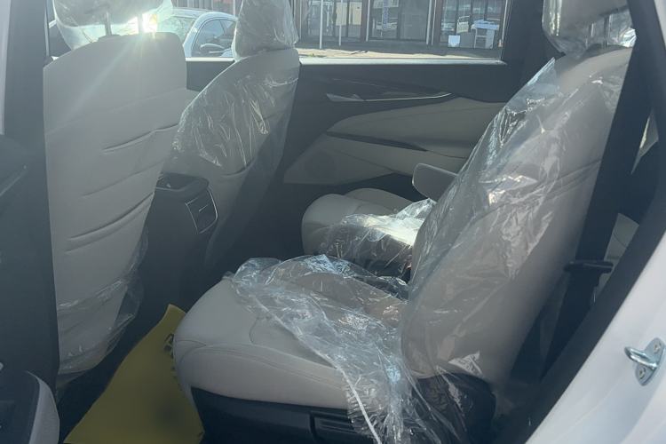 Used SAIC MAXUS G50 2024 PLUS 1.5T Happiness-Recommended Automatic Glory Edition Interior 1