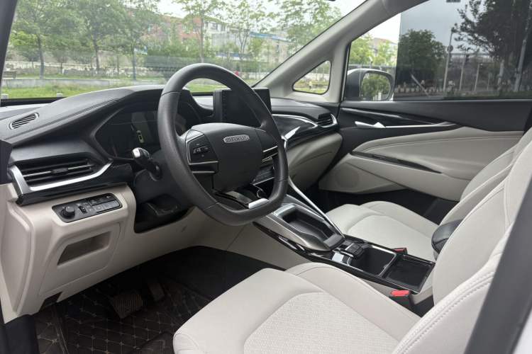 Used SAIC MAXUS G50 2024 1.5T Dragon Soars Everywhere Edition Interior 1