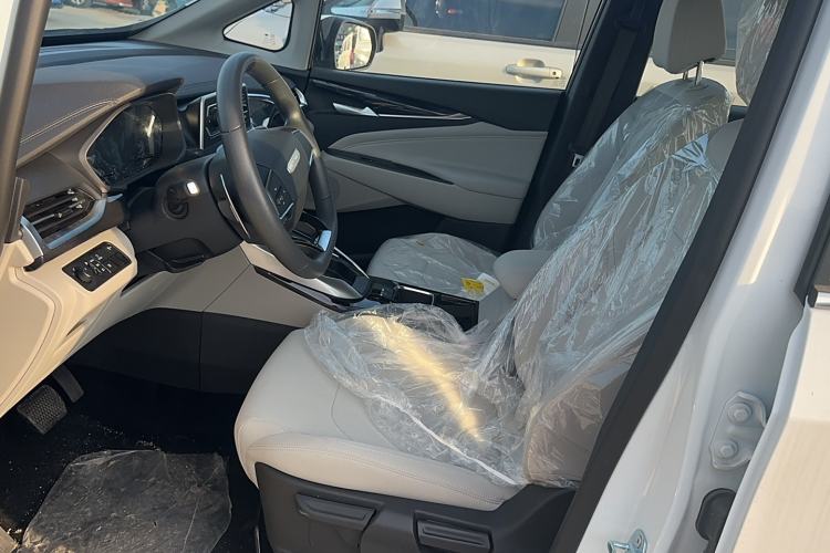 Used SAIC MAXUS G50 2024 1.5T Dragon Soars Everywhere Edition Interior 2