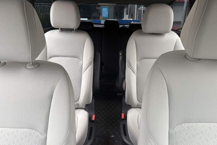 Used SAIC MAXUS G50 2024 1.5T Dragon Soars Everywhere Edition Interior 2