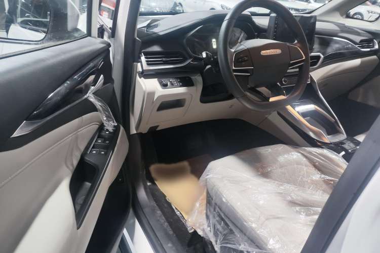 Used SAIC MAXUS G50 2024 1.5T Dragon Soars Everywhere Edition Interior 3