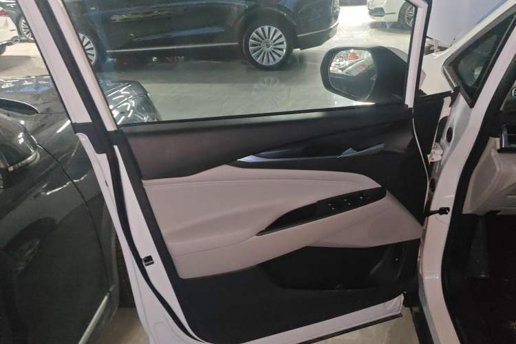 Used SAIC MAXUS G50 2024 PLUS 1.5T Happiness-Recommended Automatic Glory Edition Interior 7