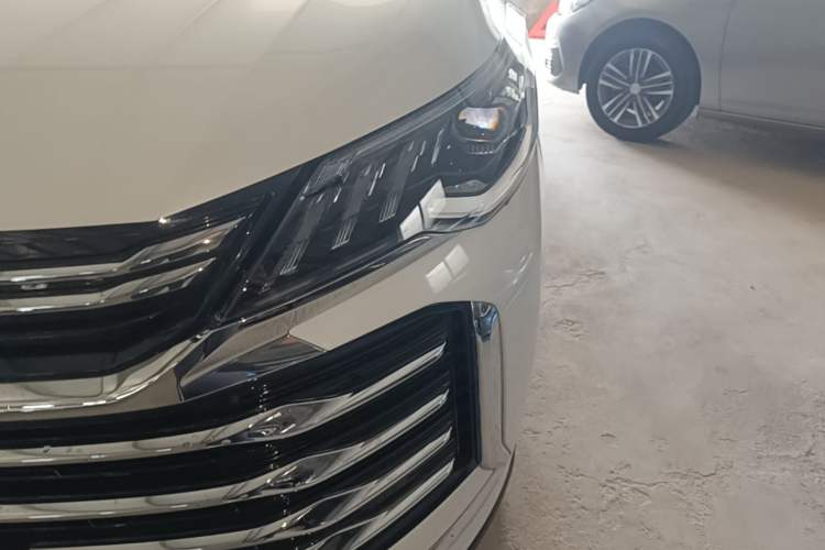 Used SAIC MAXUS G50 2024 PLUS 1.5T Happiness-Recommended Automatic Start-Up Edition Left Front Headlight