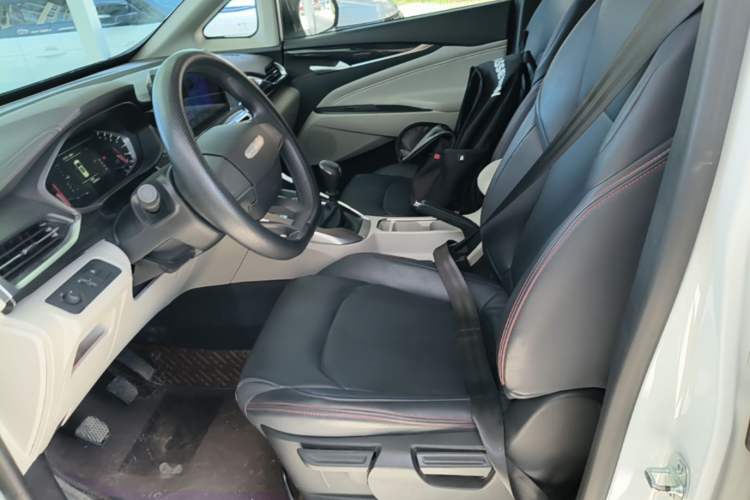 Used SAIC MAXUS G50 2024 1.5T Manual Comfort A Trim Left Front Seat
