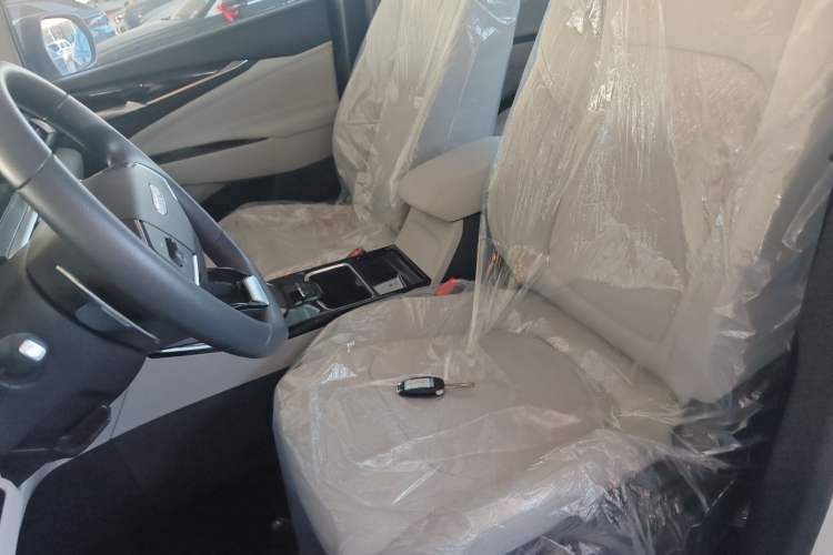 Used SAIC MAXUS G50 2024 PLUS 1.5T Happiness-Recommended Automatic Glory Edition Left Front Seat