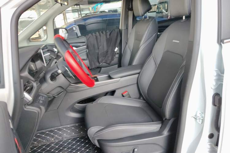 Used SAIC MAXUS G50 2024 PLUS 1.5T Happiness-Recommended Automatic Start-Up Edition Left Front Seat