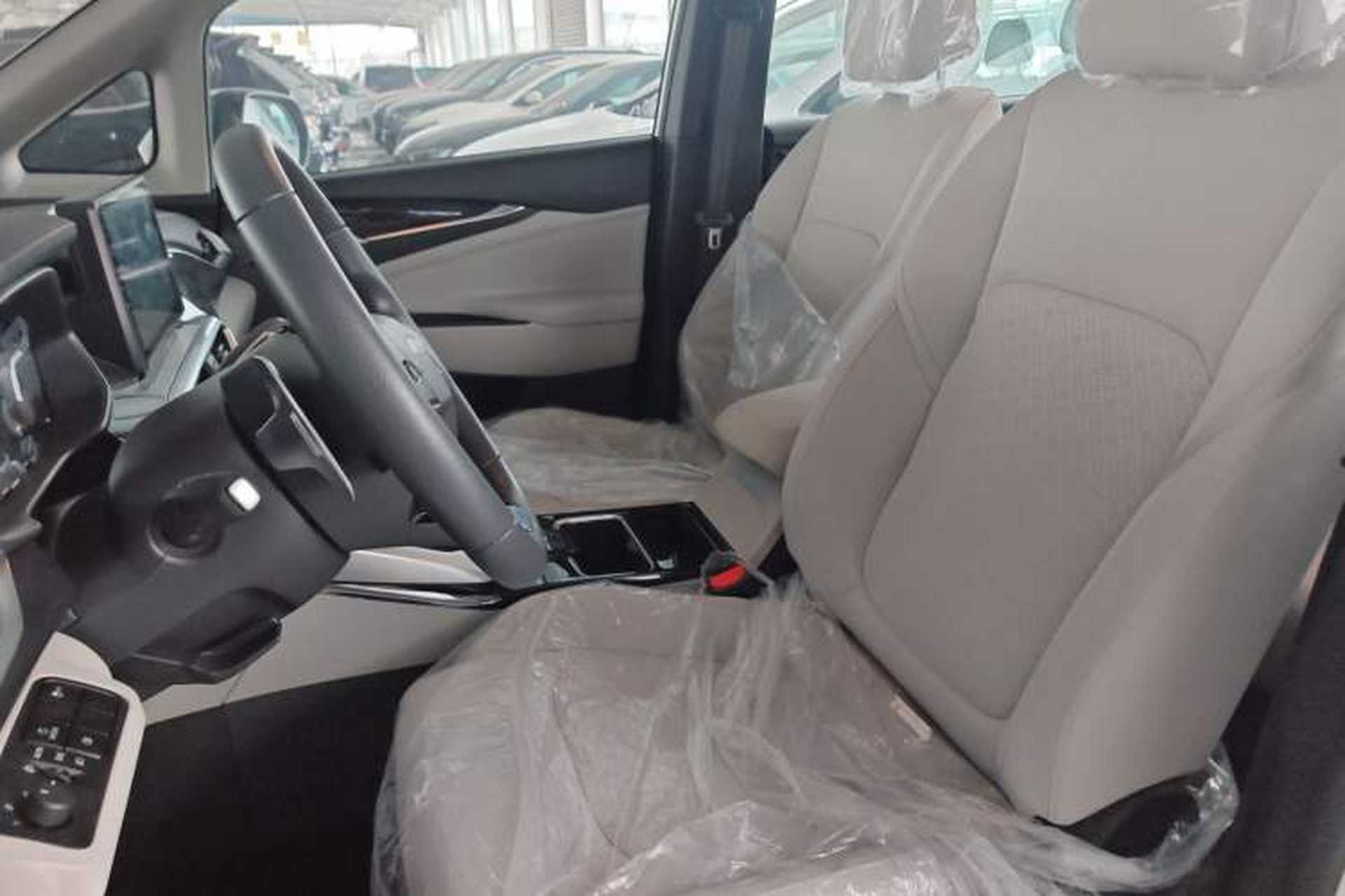Used SAIC MAXUS G50 2024 PLUS 1.5T Happiness-Recommended Automatic Glory Edition Left Front Seat