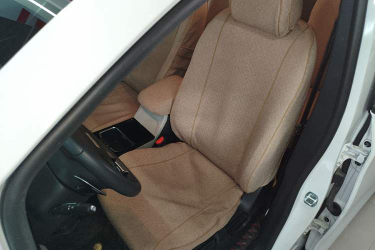 Used SAIC MAXUS G50 2024 1.5T Dragon Soars Everywhere Edition Left Front Seat