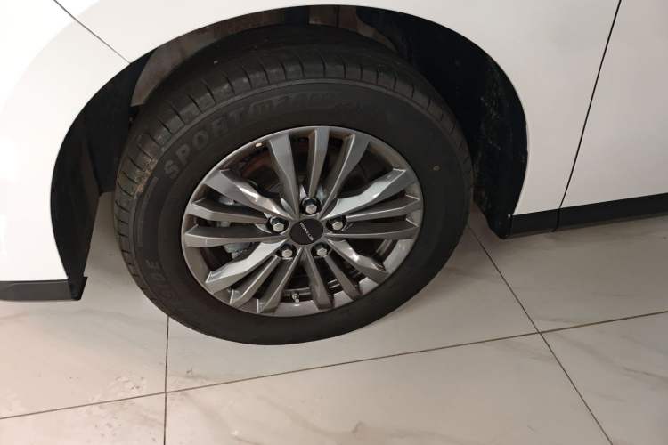 Used SAIC MAXUS G50 2024 PLUS 1.5T Happiness-Recommended Automatic Glory Edition Left Front Wheel Hub